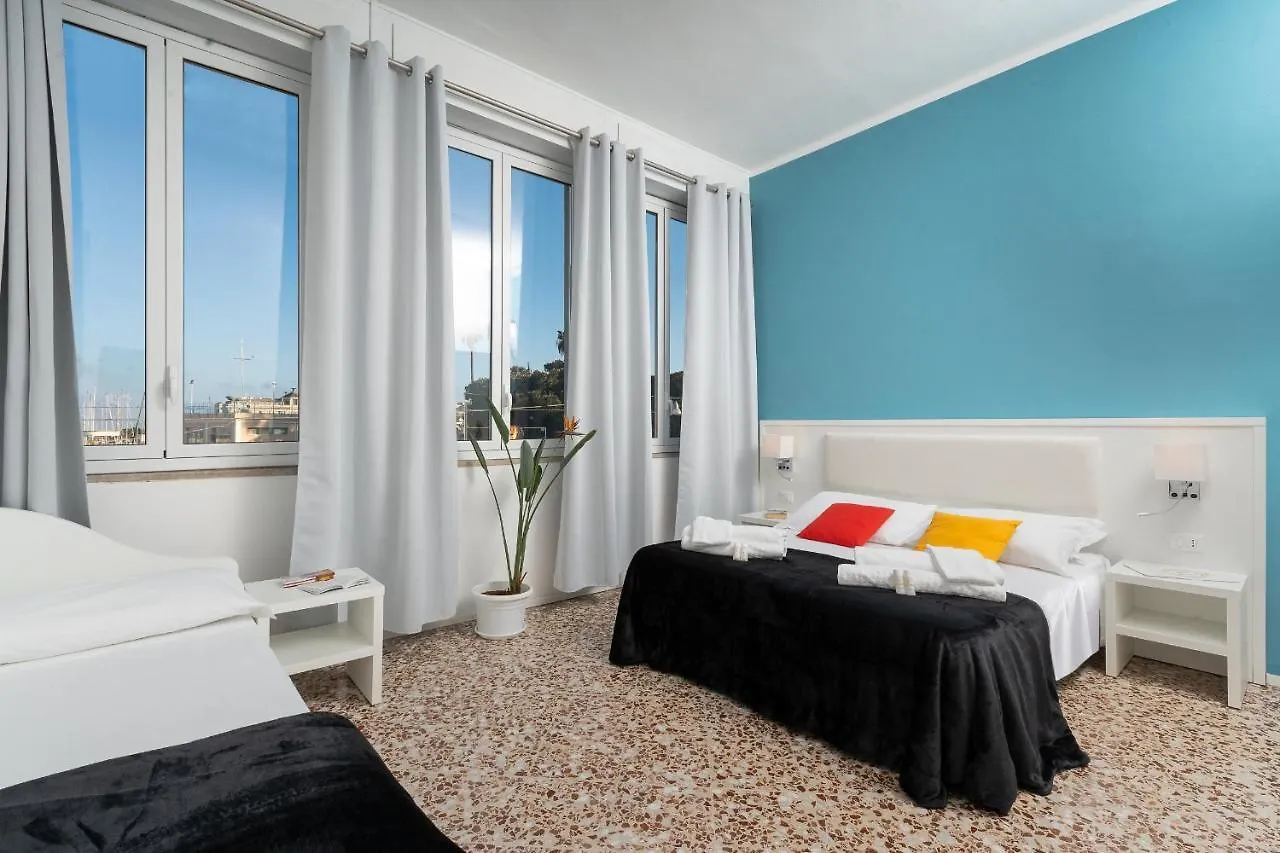 Bed & Breakfast Regina Margherita - Bed And Breakfast & Rooftop Lounge Bar Syracuse