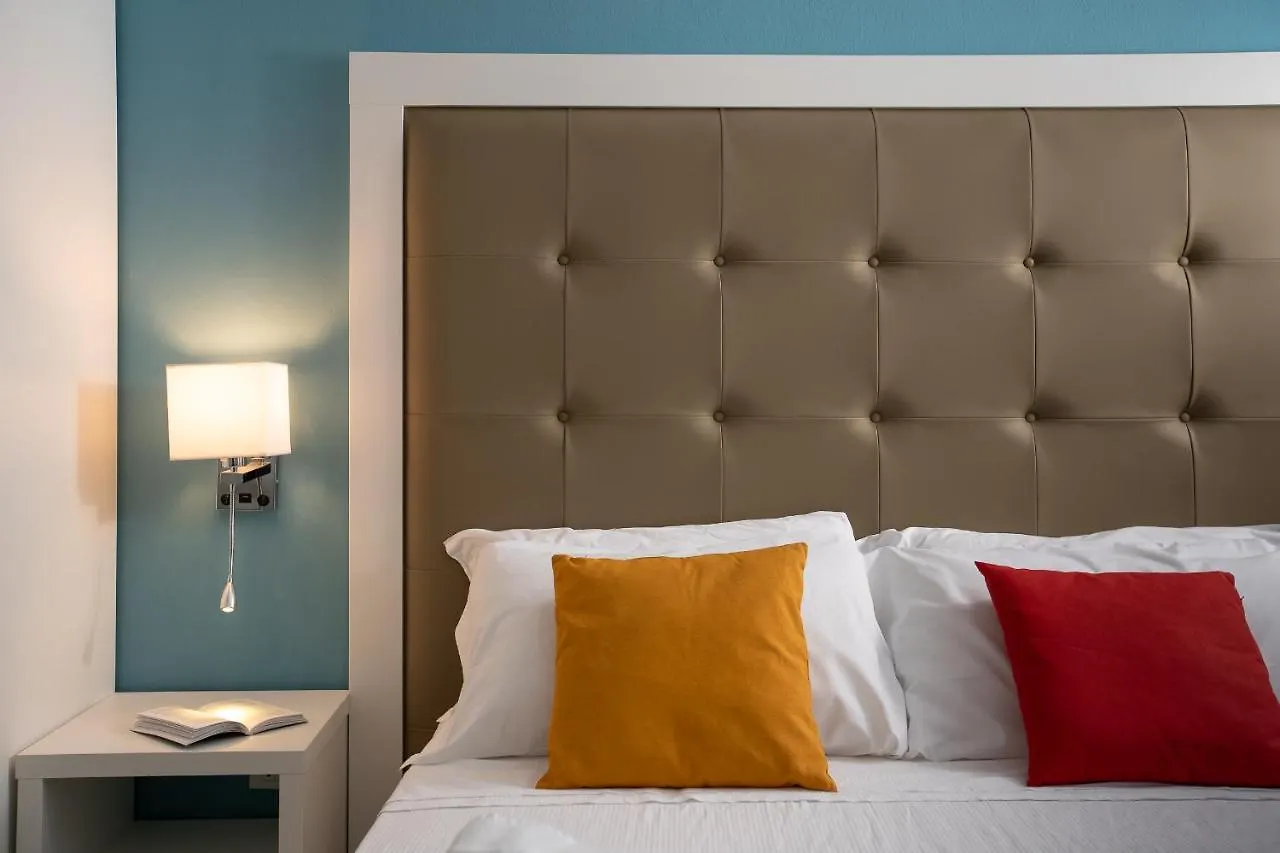 Regina Margherita - Bed And Breakfast & Rooftop Lounge Bar Syracuse 0*,  Italy