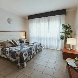 ellenőrizze a rendelkezésre állást