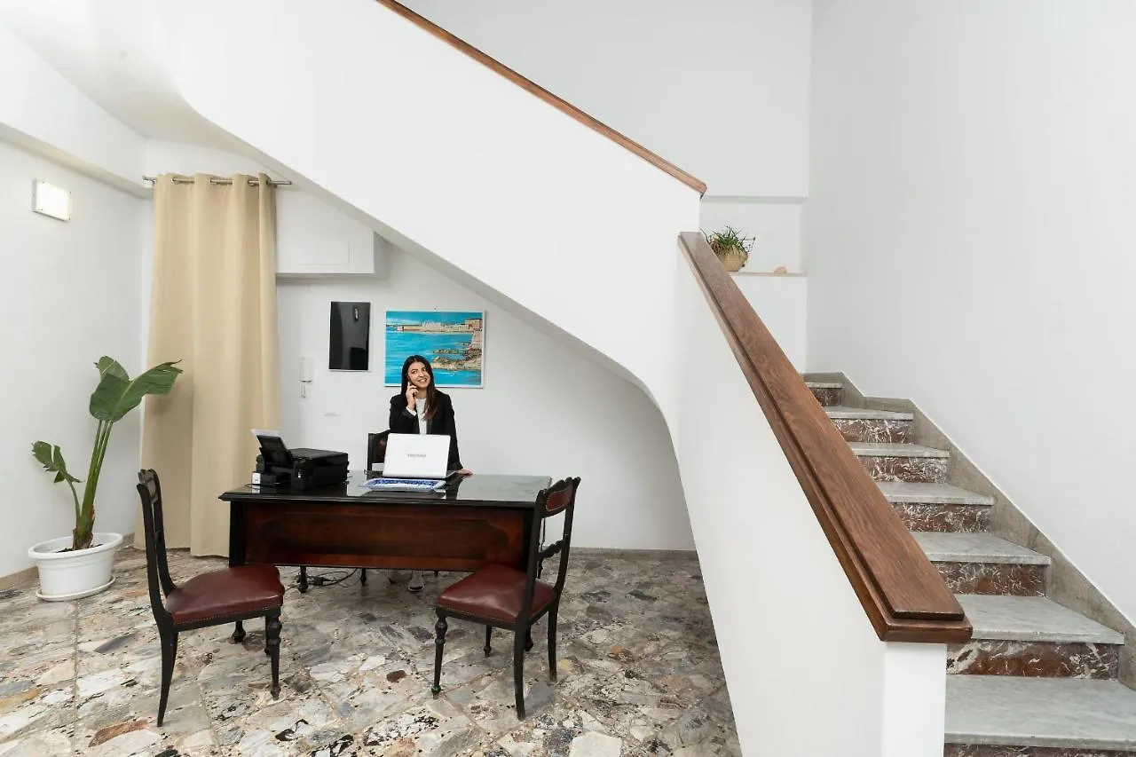 Regina Margherita - Bed&Breakfast&Rooftop Lounge Bar Syrakus Italien