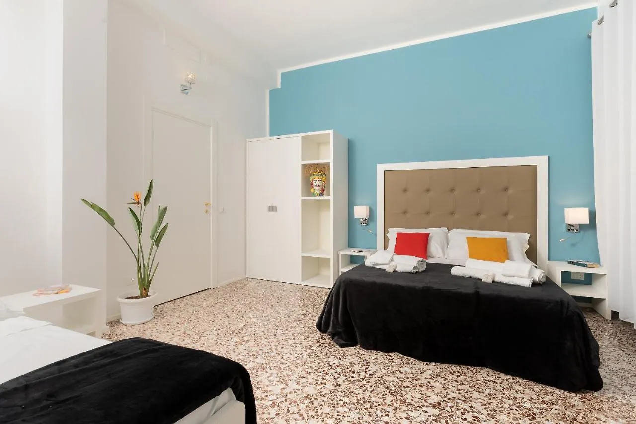 Regina Margherita - Bed And Breakfast & Rooftop Lounge Bar Syracuse 0*,
