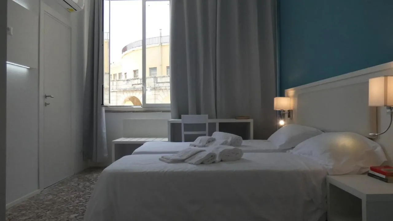 Frühstückspension Regina Margherita - Bed&Breakfast&Rooftop Lounge Bar Syrakus