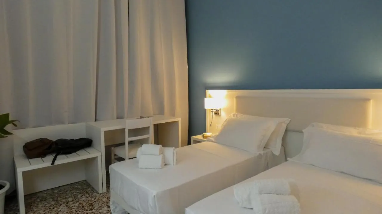 Regina Margherita - Bed And Breakfast & Rooftop Lounge Bar Syracuse 0*,