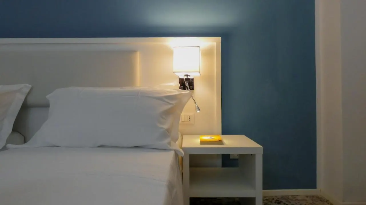 Regina Margherita - Bed And Breakfast & Rooftop Lounge Bar Syracuse