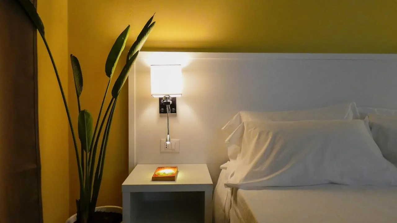 Bed & Breakfast Regina Margherita - Bed And Breakfast & Rooftop Lounge Bar Syracuse Itálie